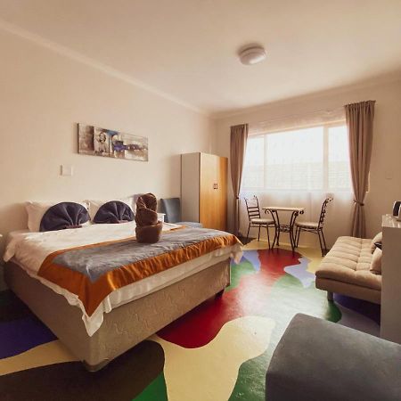 All African Colours Guesthouse Swakopmund Bagian luar foto